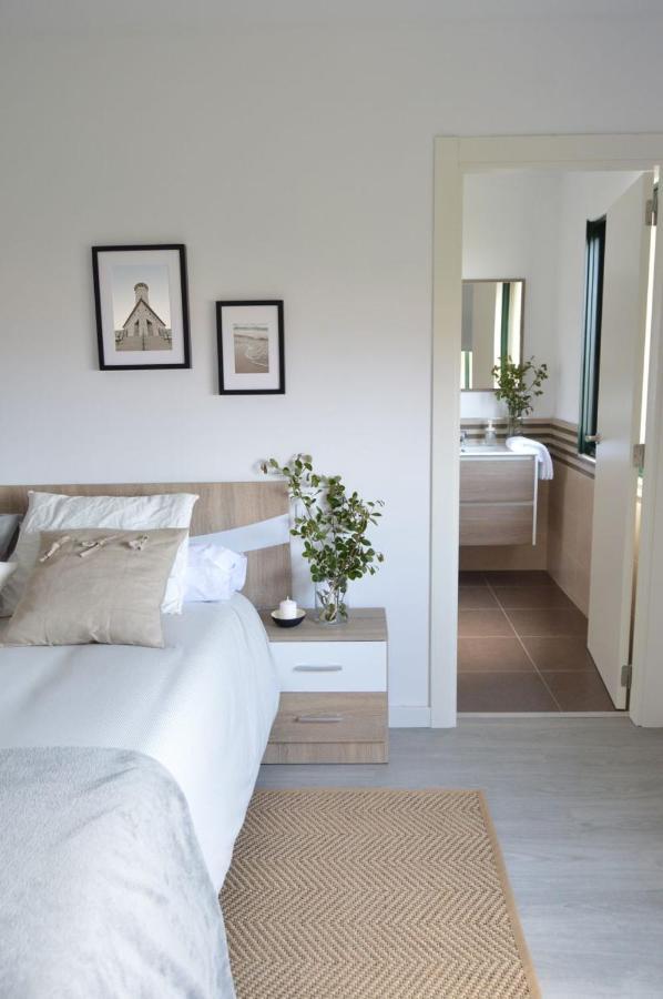 Os Faros Pisos Turisticos Apartman Arou Kültér fotó