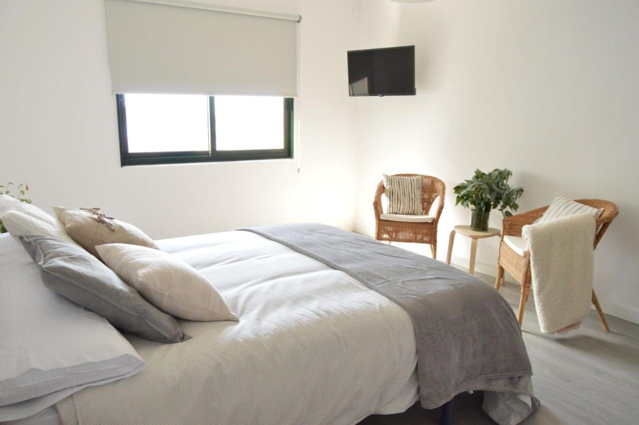 Os Faros Pisos Turisticos Apartman Arou Kültér fotó